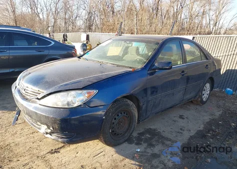 2005 Toyota Camry Le from USA, damaged, VIN 4T1BE32K25U092184